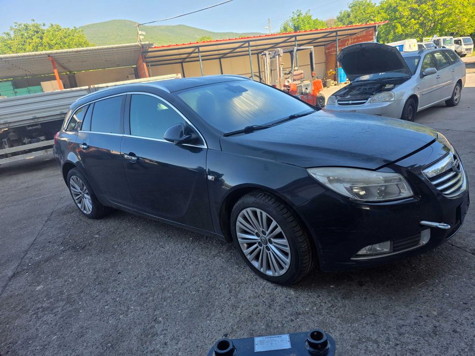 Opel Insignia-2.0дизел/160к.с./2012г-на части