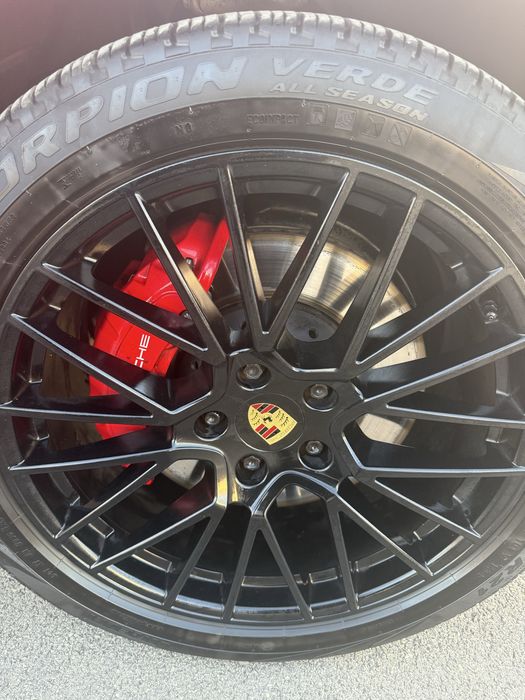 2021 Porache Cayenne GTS