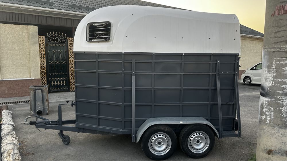 Продам 2х местный коневоз