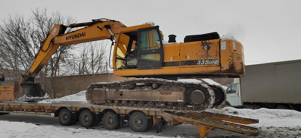 Экскаватор гусеничный продам