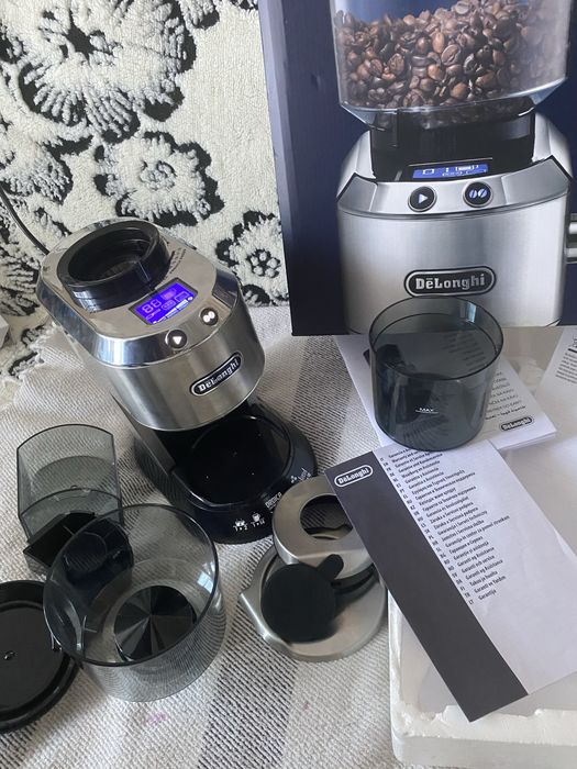 Кофемолка Delonghi