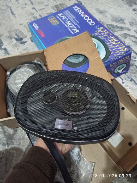 Kenwood 320 wat sotiladi yangi