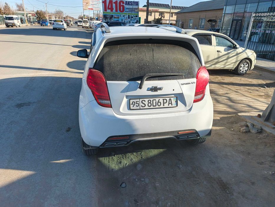 Спарк 2011 йил. сотилади