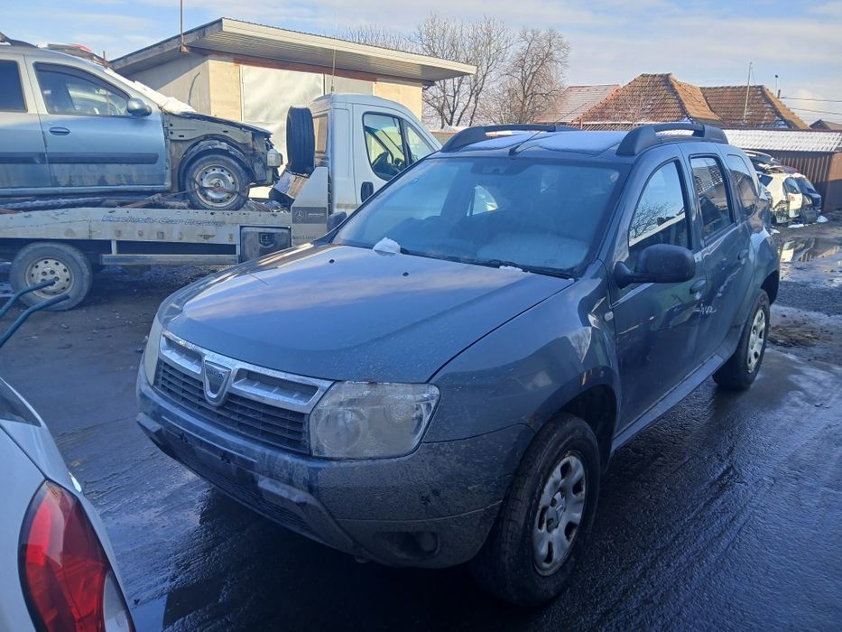 Dezmembrez Piese Dacia Duster din 2014