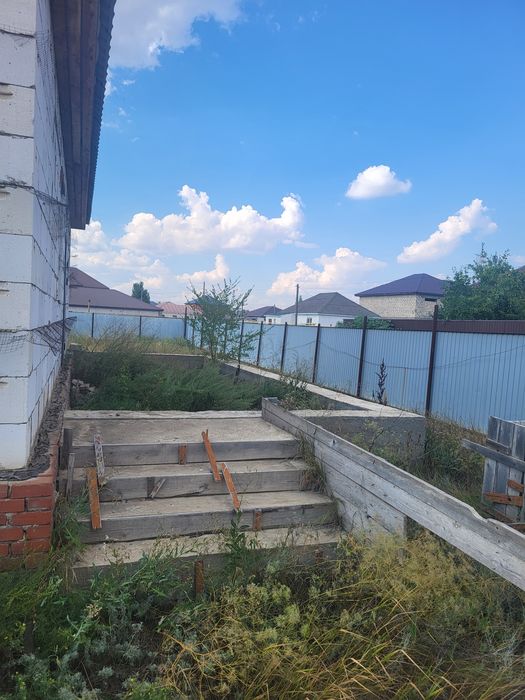 Продам дом.За автосервисом АК СУНКАР