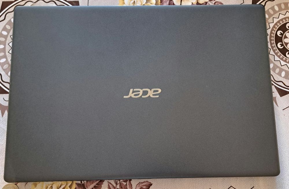 Noutbuk Acer core i5