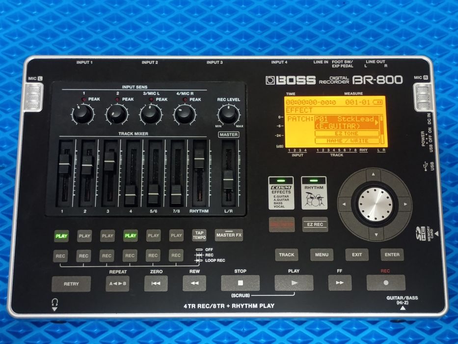 Продам Boss BR-800