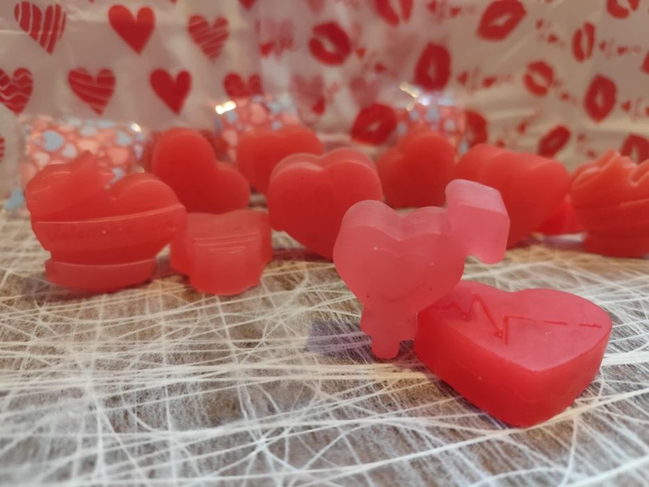 Медени сапуни за Свети Валентин/8ми март