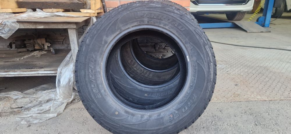 265/65/17 летняя резина