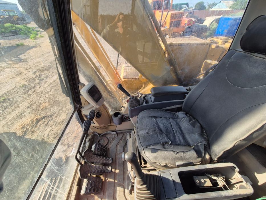 Экскаватор кат гусеничный срочно сатамын!