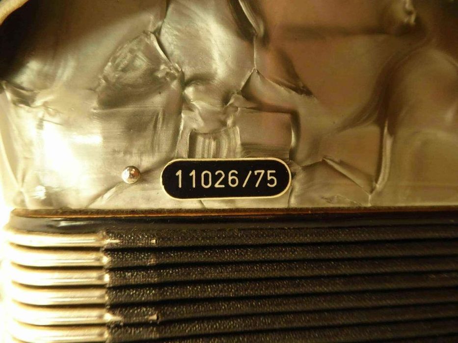 Weltmeister Stella 60 баса