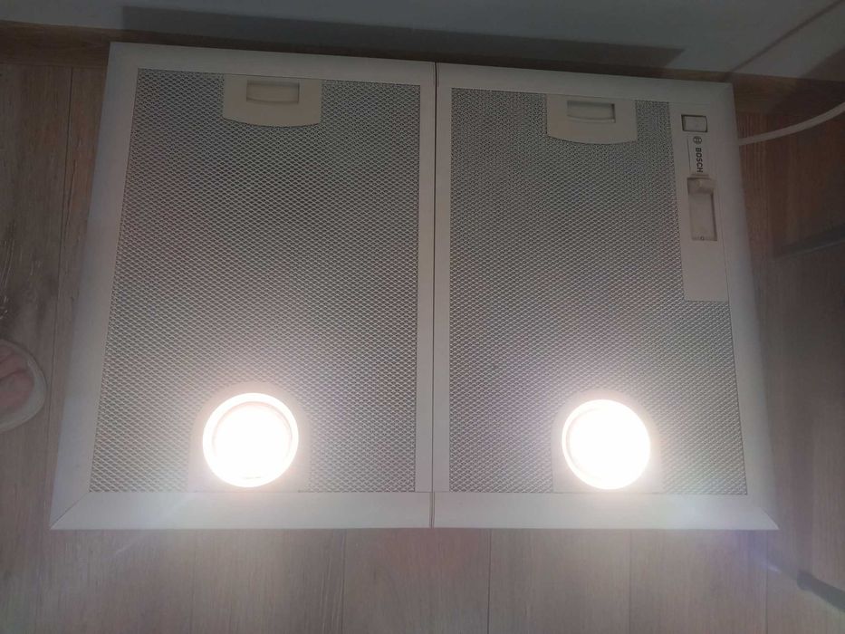 Hotă încorporabilă 53 x 37 cm, max. 618 mc/h