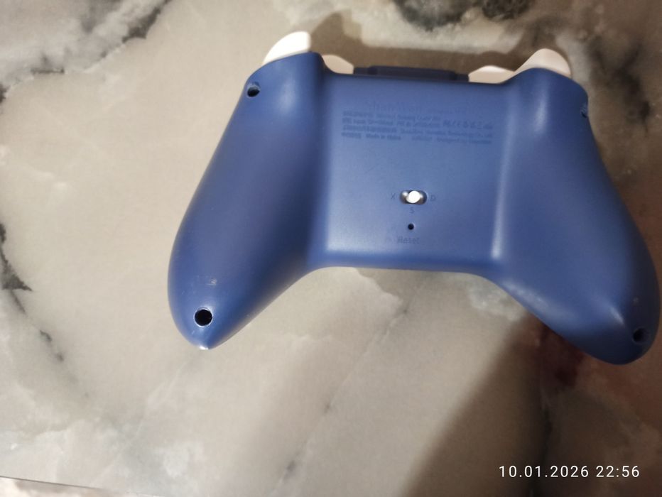 Продам джойстик за 2500тг