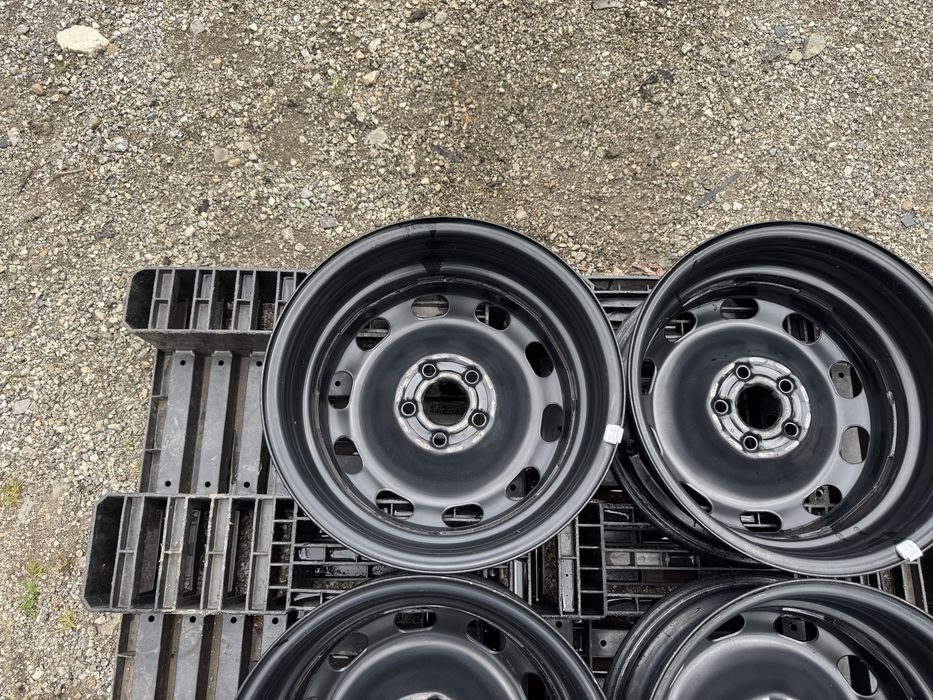 4бр.Оригинални джанти 15" 5x100-Skoda Fabia,Vw Polo,Seat Ibiza,Audi A1