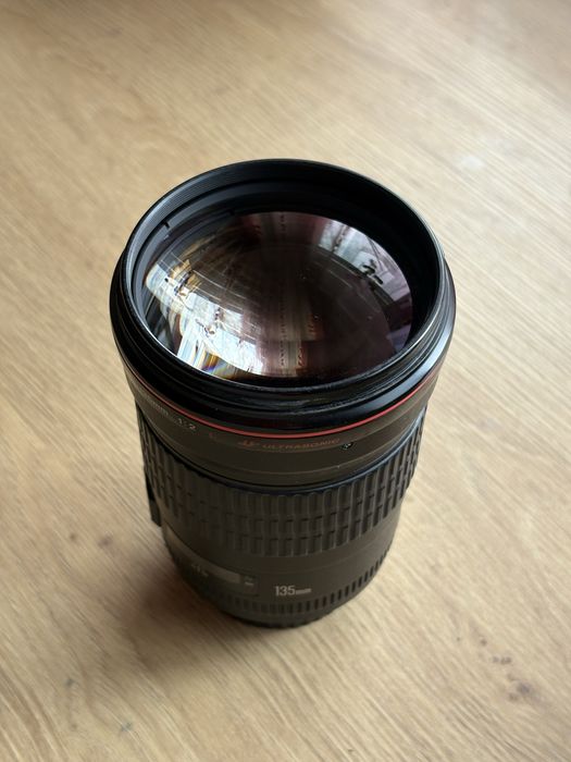 Canon 135mm f/2 L USM