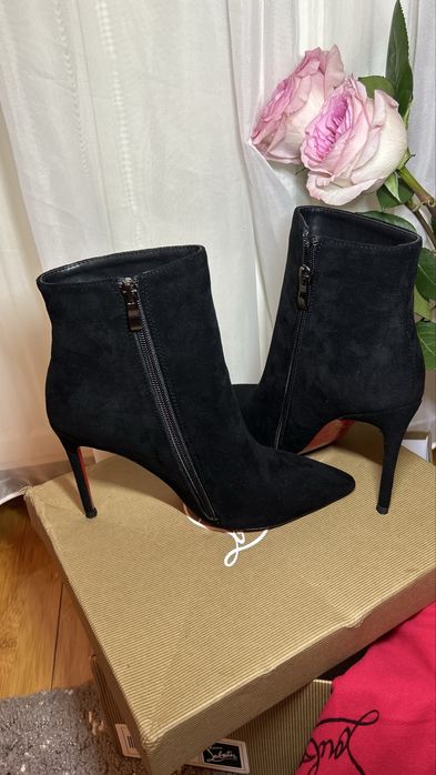 Cizme christian Louboutin pe comanda