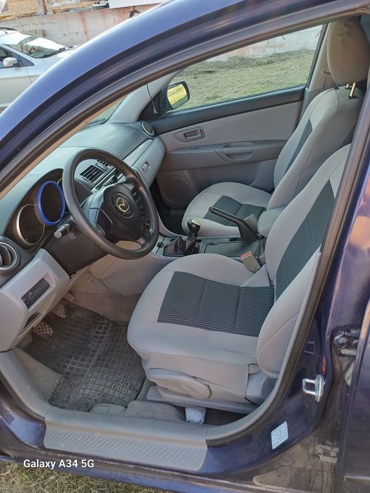 Mazda 3 anul 2006