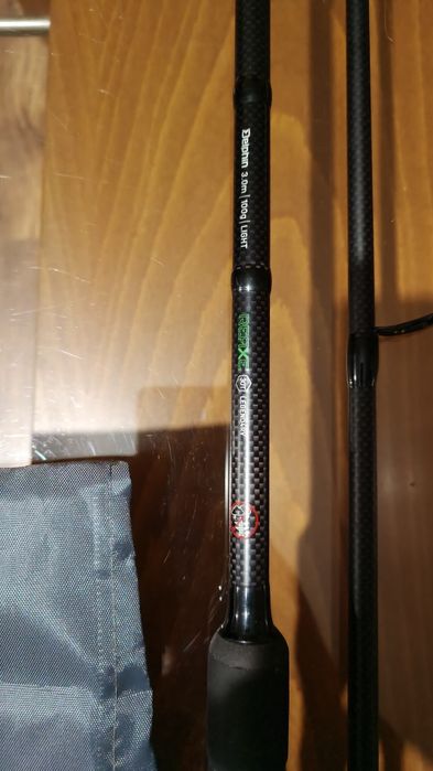 Продавам фидерDelphin Magma reaxe legend 3 .0 m 100 gr