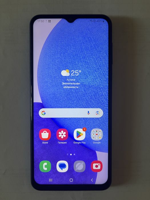 Продам телефон Samsung