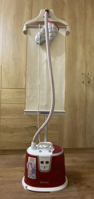 Продам вертик.отпариватель Tefal б/у (42 тыс)