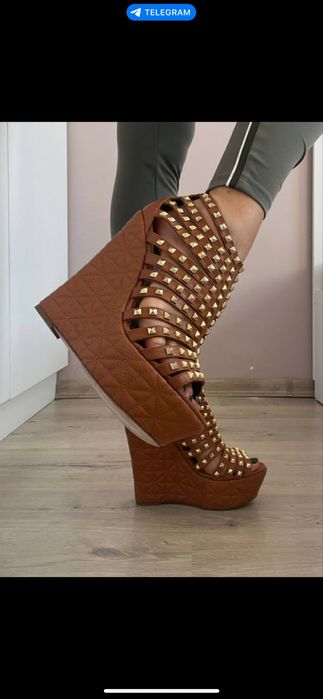 Платформи Италия 39 номер