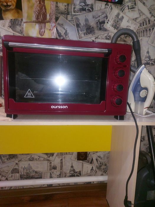 Продам духовой шкаф.