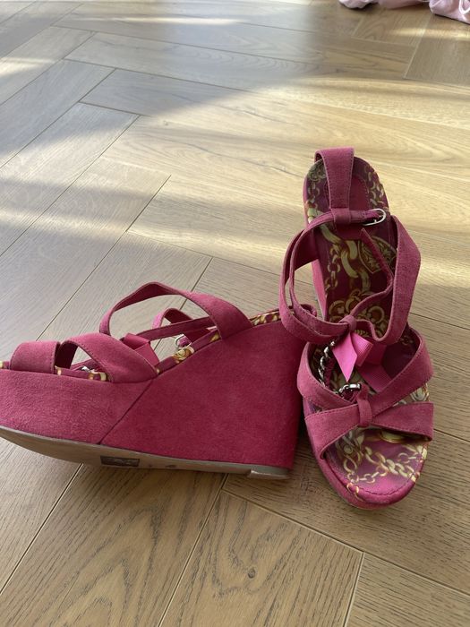 Продам обувь в хорошем состоянии