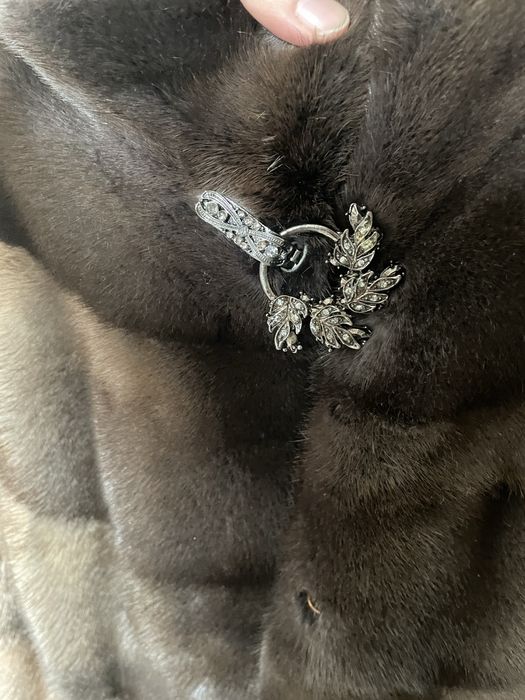 Продам норковую шубу