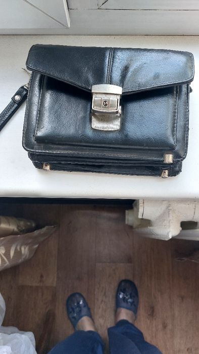 Барсетка  в хорошем состоянии