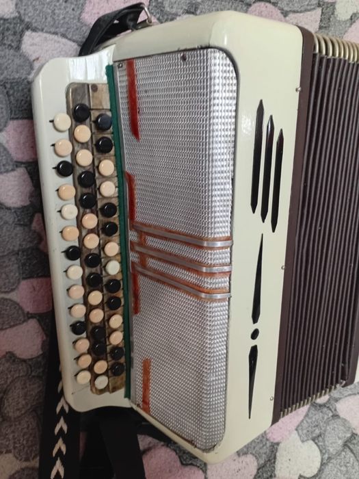 Продам баян баян