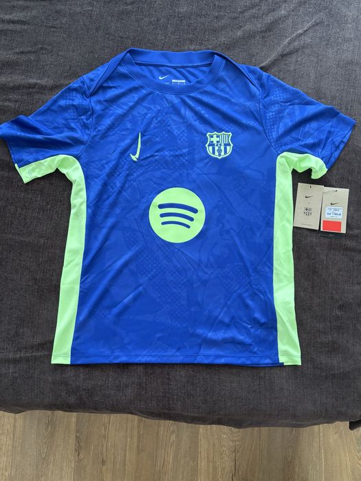 Tricou FC Barcelona sezon 2025-2026 marimea M slim fit