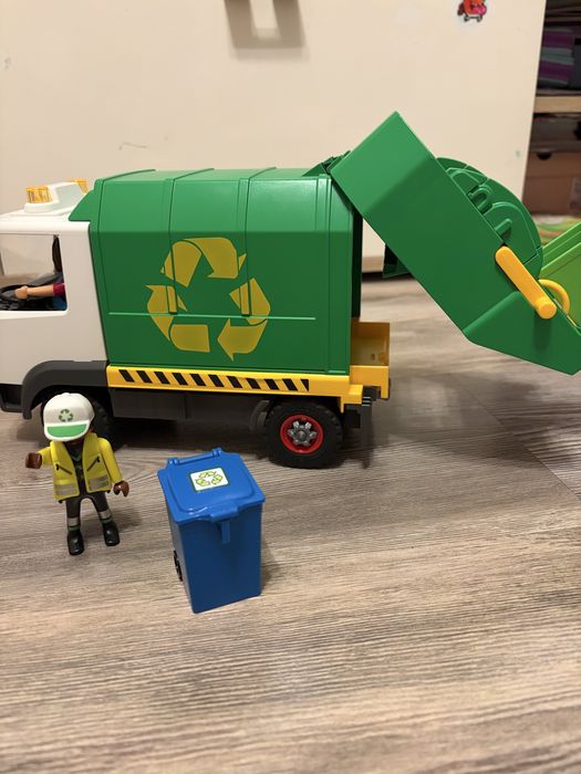 Masina de gunoi Playmobil