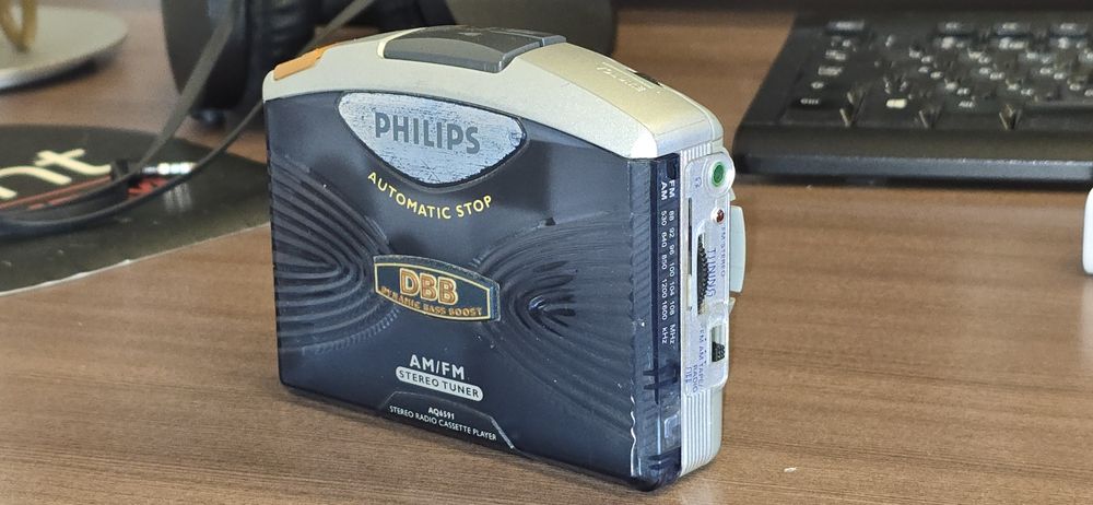 Кассетный плеер Philips