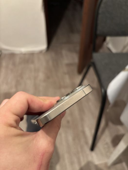 Продается Iphone 15 pro