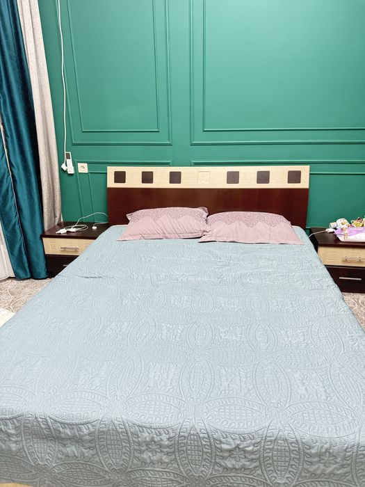 Продаётся Спальная гарнитура комплект б/у