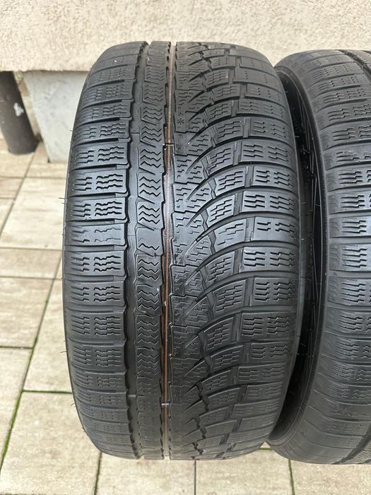 Anvelope /cauciucuri iarna 235/40/19 Nokian