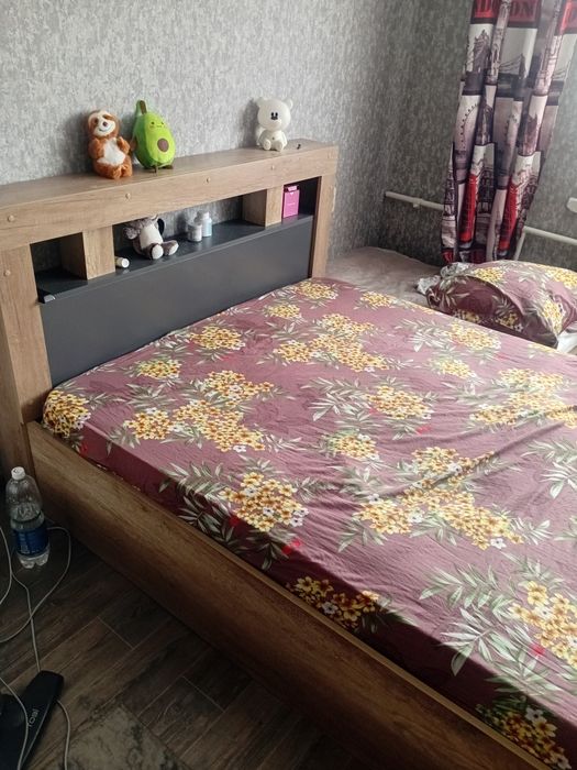 Продам кровать 140×200