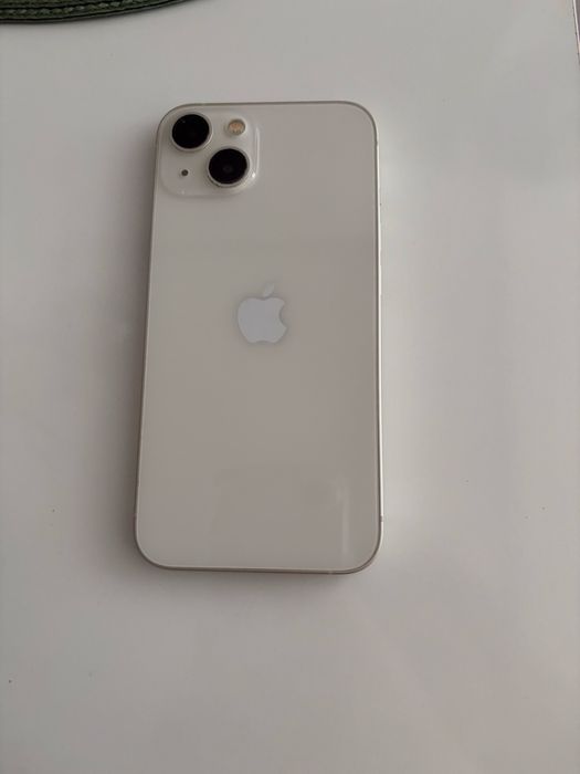 Телефон- I phone 13