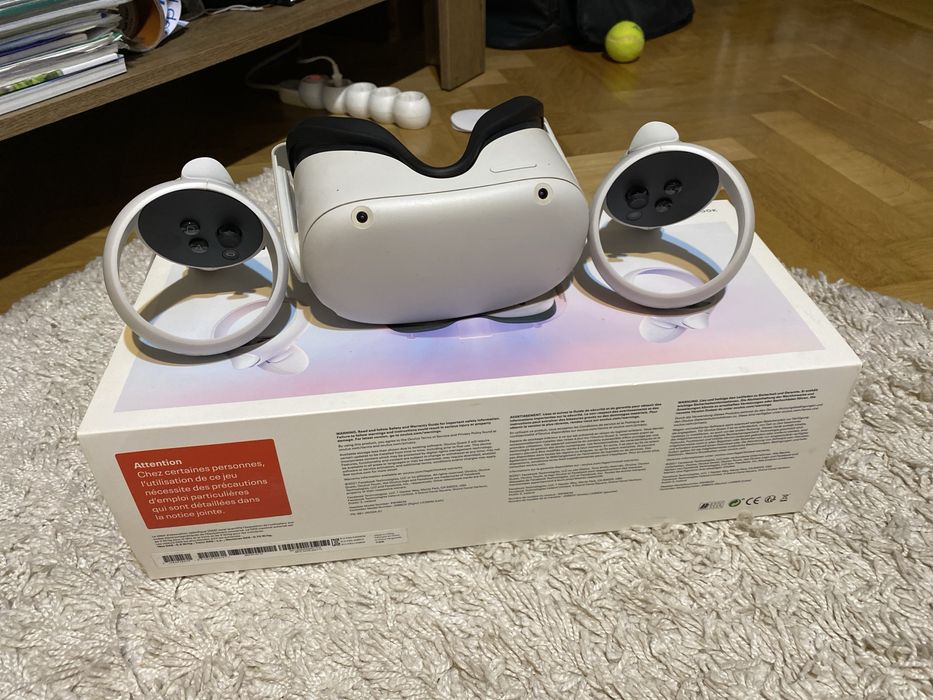 Oculus Quest from facebook