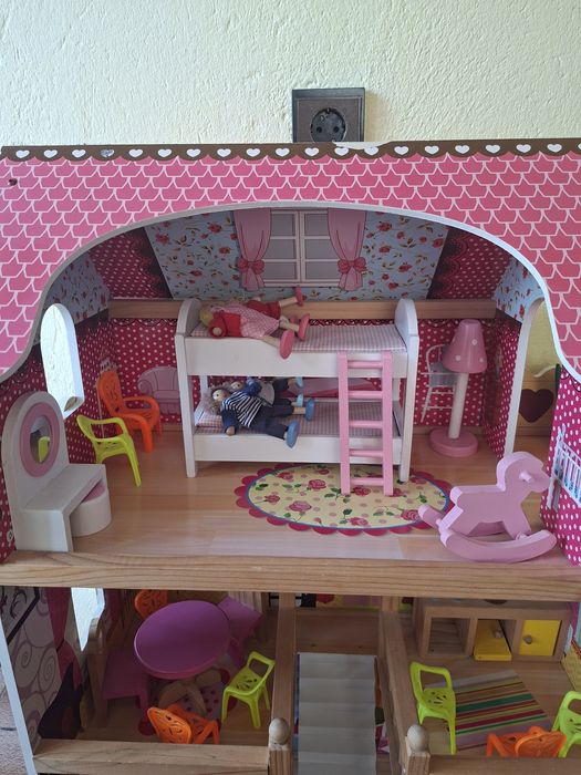 Къща за кукли с аксесоари