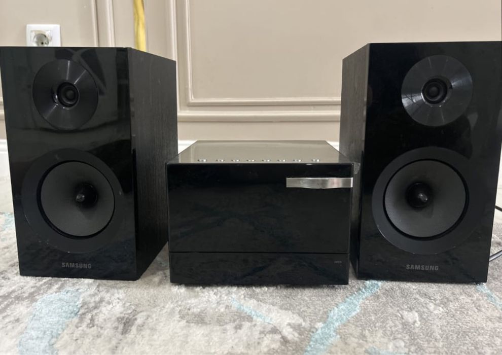 Продам музыкальный центр