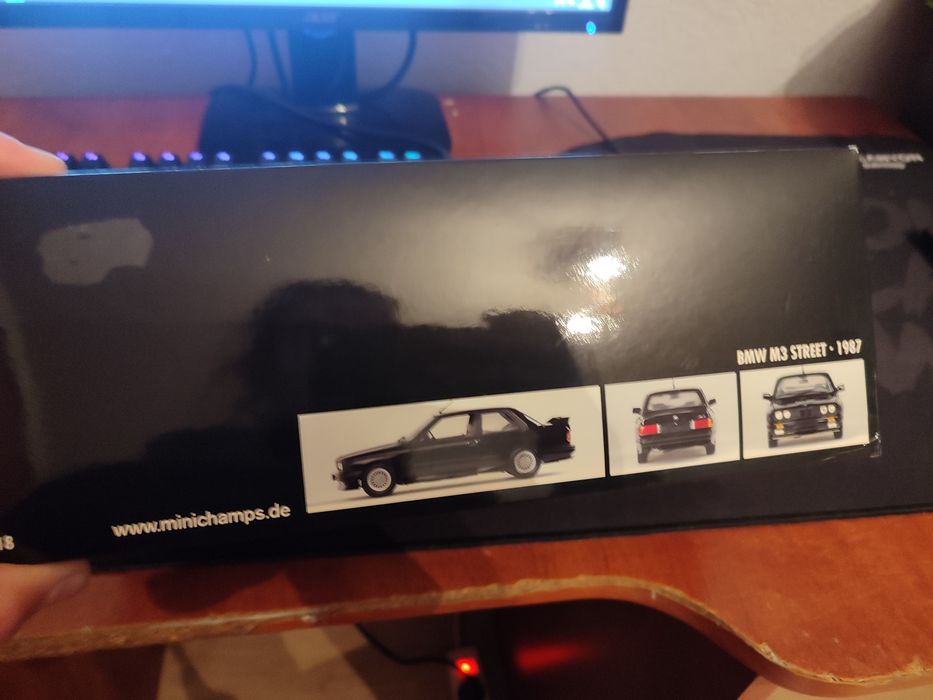 Bmw e30 m3 minichamps 1:18