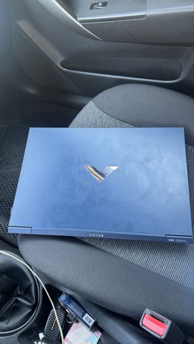 Продается игровой  ноутбук hp VICTUS i5