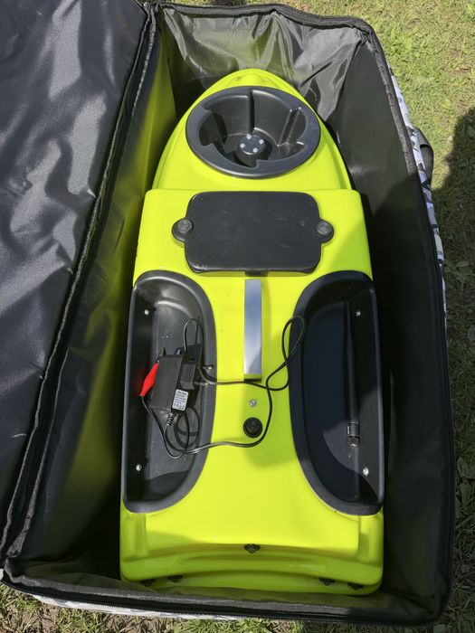 Barca navamodel delfin xxl cu sonar