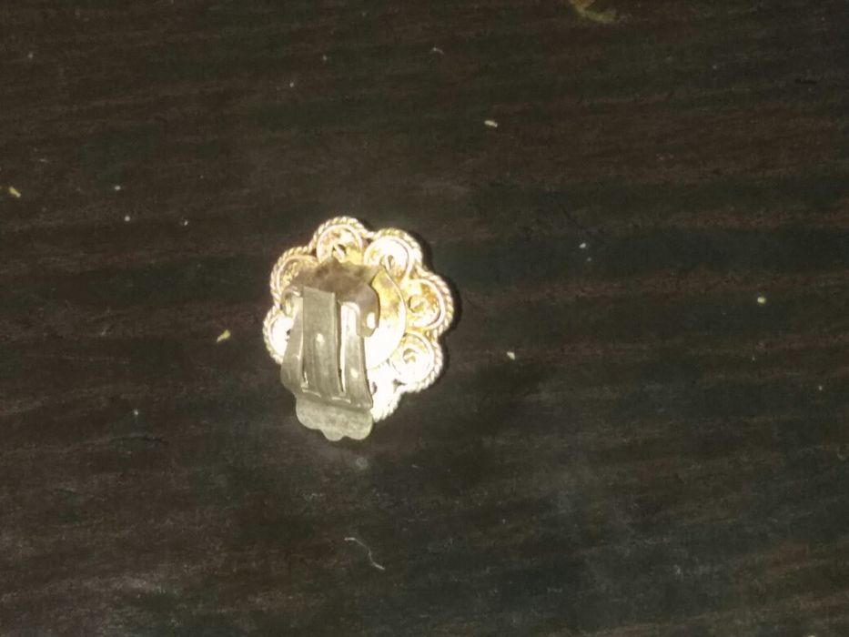 Продавам сребърна Арпалия с филигран гранулация и живачна позлата