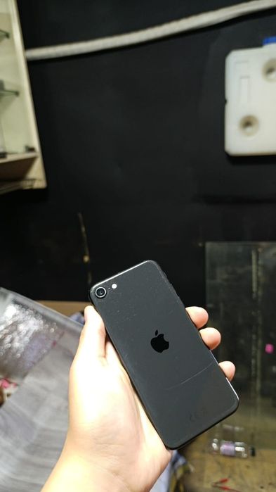 iPhone Айфон се 2020