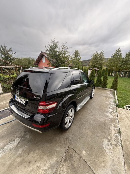 MERCEDES-BENZ  2011 — imagine 3