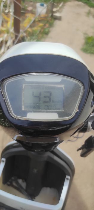 Электроскутер Leopard