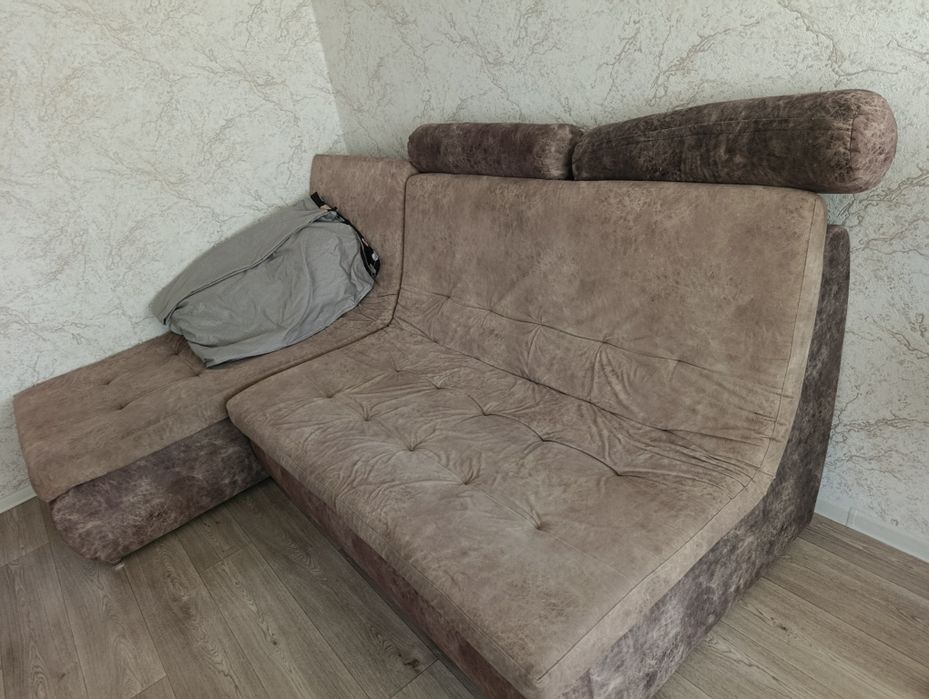 Продам диван в хорошем состоянии