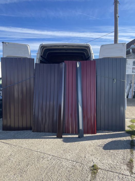 Tablă cutată colorată